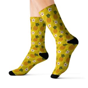 Pineapple Socks – Pineapple Lover Gift – Loves Pineapples – Cute Pineapple Gift – Hawaiian Socks – Sublimation Socks